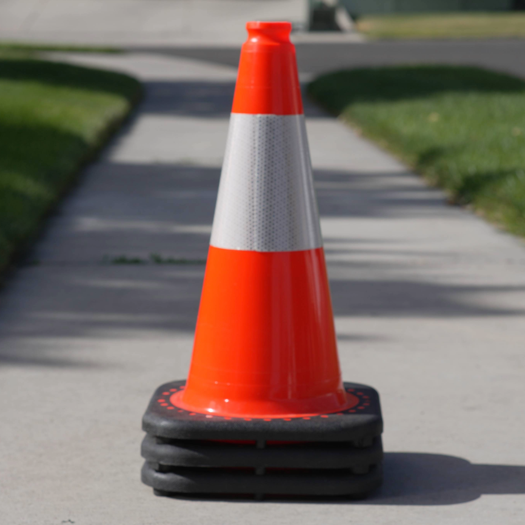 3-Pack 18" High-Visibility Traffic Cones - DARKWING TECH