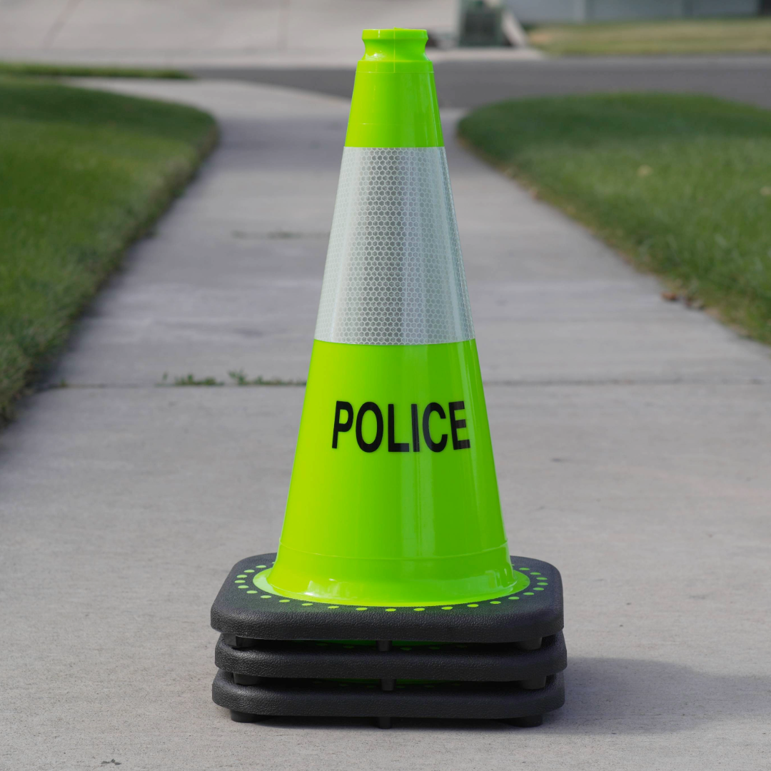 3-Pack 18" High-Visibility Traffic Cones - DARKWING TECH