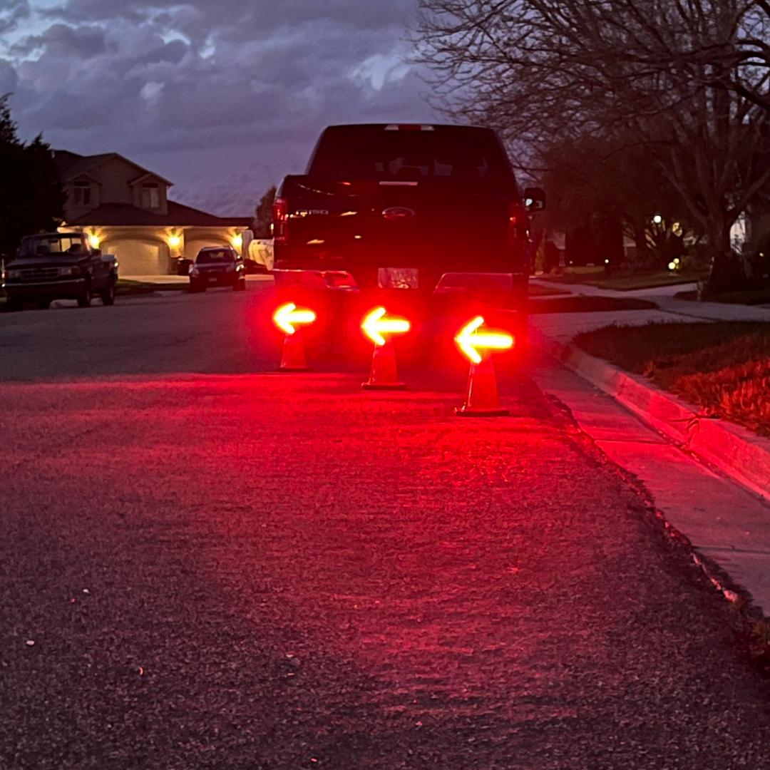 Portable Arrow Safety Light – 3-Pack - DARKWING TECH