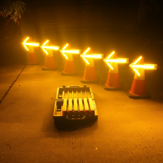 Portable Arrow Safety Light 6-Pack - DARKWING TECH